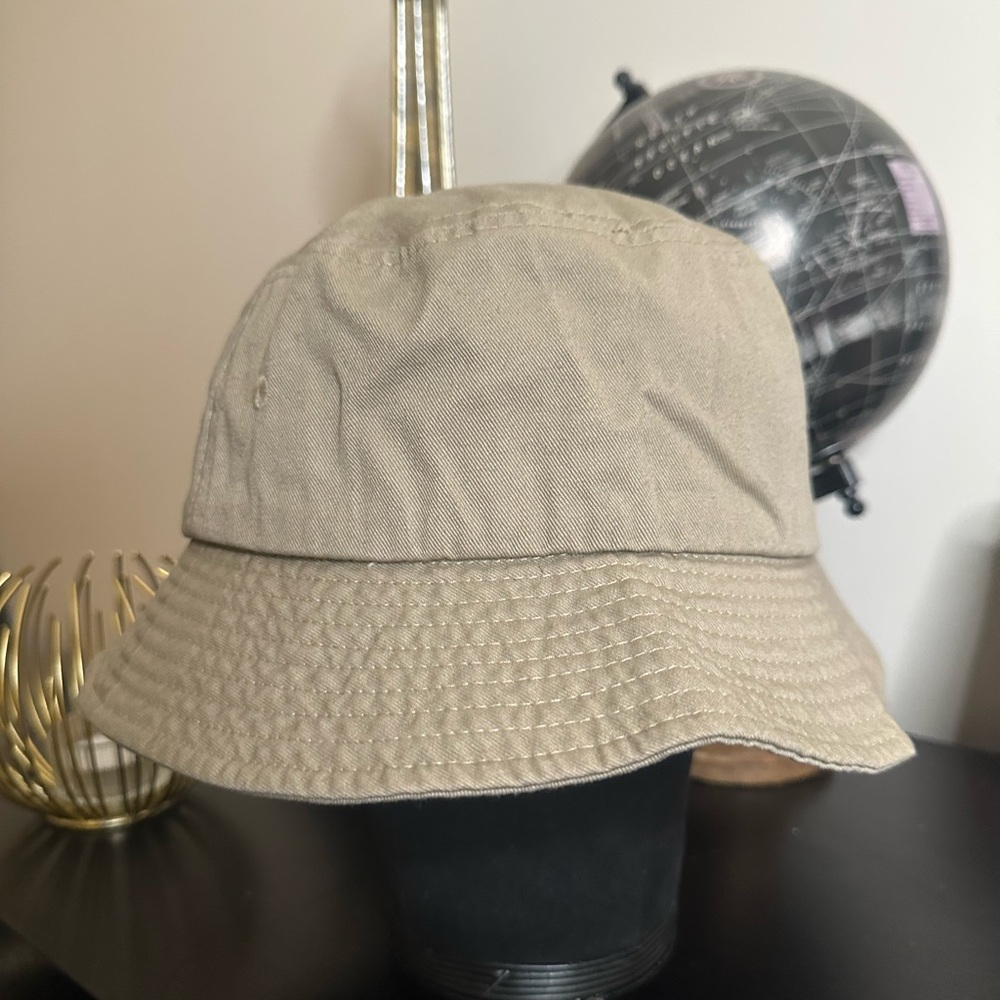 Sportsman Beige Bucket Hat